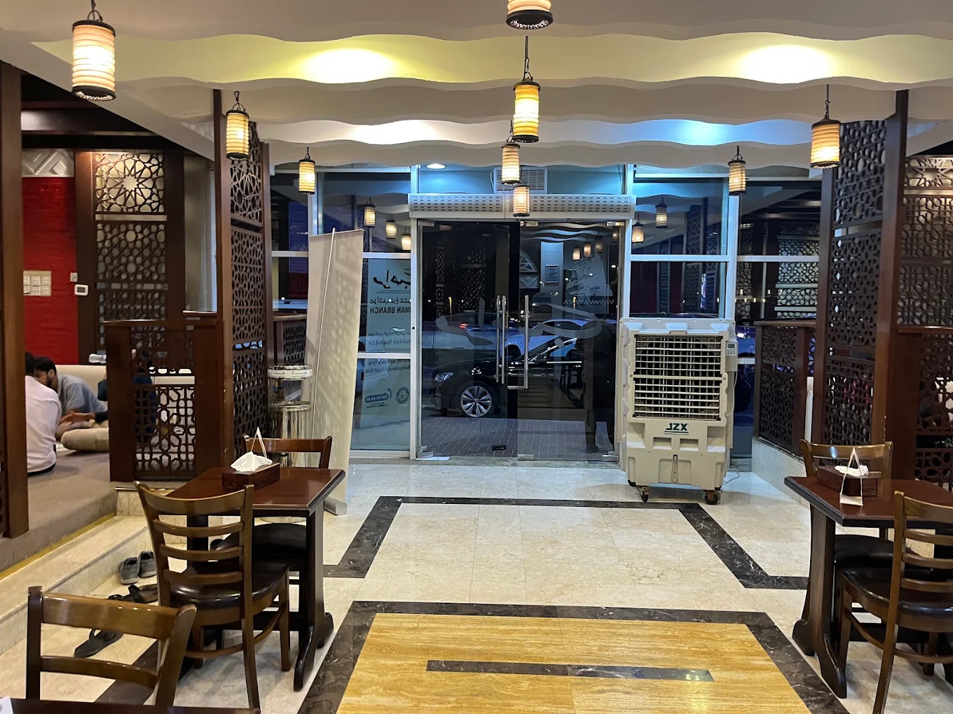 تجربة الطعام في مطعم مراحب بدبي